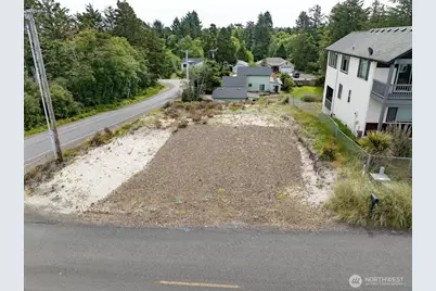 32112 J Place, Ocean Park, WA 98640 - Photo 2