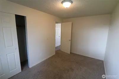 2250 I Street NE, Auburn, WA 98002 - Photo 18