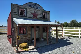 15834 Kamb Rd, Mount Vernon, WA 98274 - Photo 32