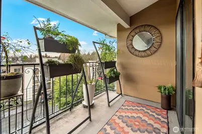 10601 Bagley Avenue N #304, Seattle, WA 98133 - Photo 12