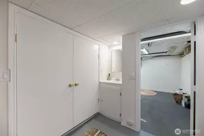 1046 NE 97th Street, Seattle, WA 98115 - Photo 18