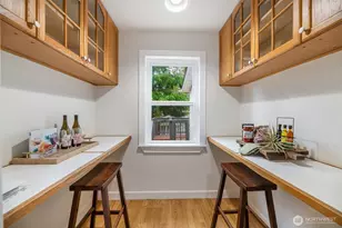 1046 NE 97th St, Seattle, WA 98115 - Photo 10