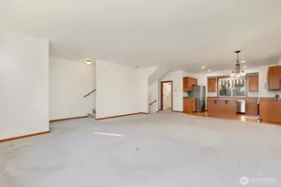 1132 Chestnut Ct, Everett, WA 98201 - Photo 8