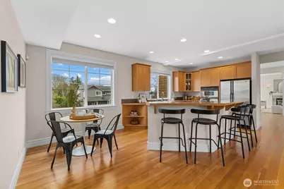 10759 Durland Avenue NE, Seattle, WA 98125 - Photo 10