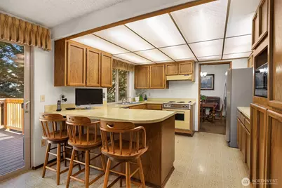 14402 151st Place SE, Renton, WA 98059 - Photo 8