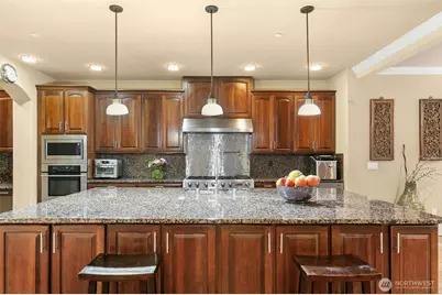 18634 92nd Avenue NE, Bothell, WA 98011 - Photo 10