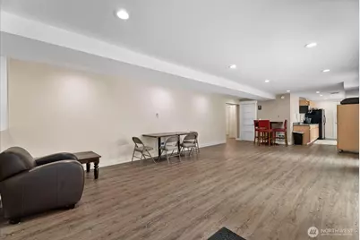 9904 NE 124th Street #1006, Kirkland, WA 98034 - Photo 24