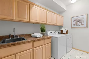 16880 SE 56th Pl, Bellevue, WA 98006 - Photo 26