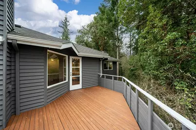 832 NE 202nd Street, Shoreline, WA 98155 - Photo 14