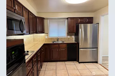 8930 7th Avenue SE, Everett, WA 98208 - Photo 6