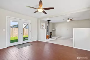 122 N C St, Buckley, WA 98321 - Photo 6