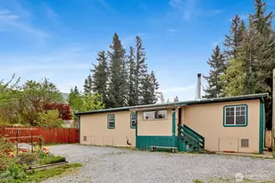 6245 Laurel Pl, Maple Falls, WA 98266 - Photo 2
