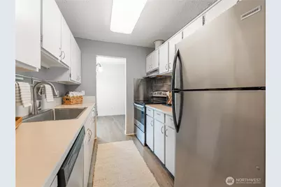 1818 Skyline Drive #21, Wenatchee, WA 98801 - Photo 4