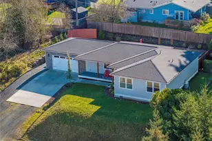 1934 W 8th St, Port Angeles, WA 98363 - Photo 36