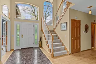 19607 110th Pl NE, Bothell, WA 98011 - Photo 2