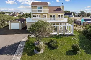 898 S Sand Dune Ave SW, Ocean Shores, WA 98569 - Photo 1