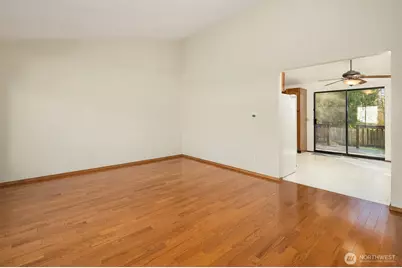 12755 SE 191st Place, Renton, WA 98058 - Photo 8