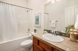 12050 33rd Ave NE, Seattle, WA 98125 - Photo 20