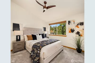 12050 33rd Avenue NE #C, Seattle, WA 98125 - Photo 16