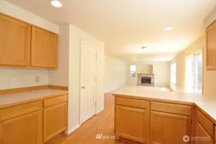 12717 SE 301st St, Auburn, WA 98092 - Photo 4