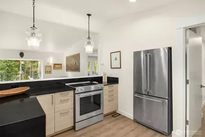 1524 Toe Jam Hill Road NE, Bainbridge Island, WA 98110 - Photo 10