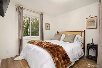 1524 Toe Jam Hill Road NE, Bainbridge Island, WA 98110 - Photo 16