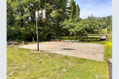 4730 Mt Baker Highway, Deming, WA 98244 - Photo 4