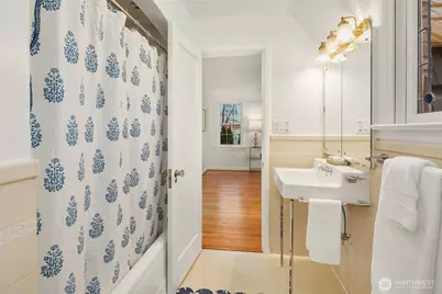 3419 E Laurelhurst Drive NE, Seattle, WA 98105 - Photo 26