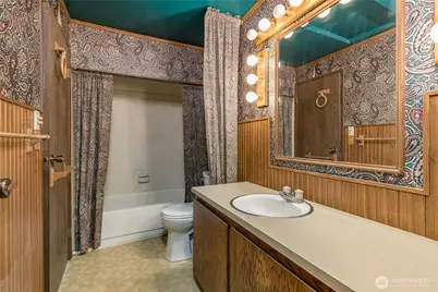 317 SW 112th Street #302, Seattle, WA 98146 - Photo 20