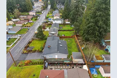 7804 200th Street SW, Edmonds, WA 98026 - Photo 32