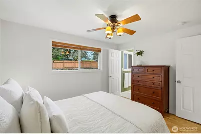 7804 200th Street SW, Edmonds, WA 98026 - Photo 20