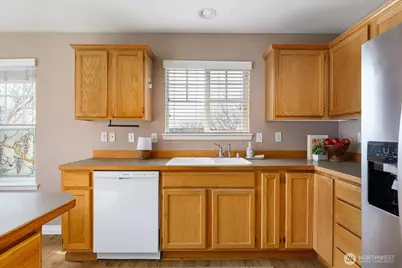 1859 SW Sunnyside Avenue, Oak Harbor, WA 98277 - Photo 16