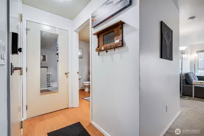 4020 Aurora Avenue N #403, Seattle, WA 98104 - Photo 22