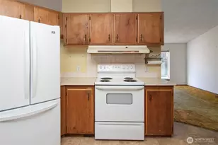 114 S Alder Ln, Port Angeles, WA 98362 - Photo 10