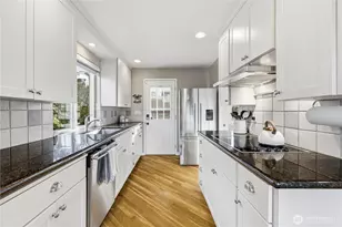 13635 SE 43rd St, Bellevue, WA 98006 - Photo 12