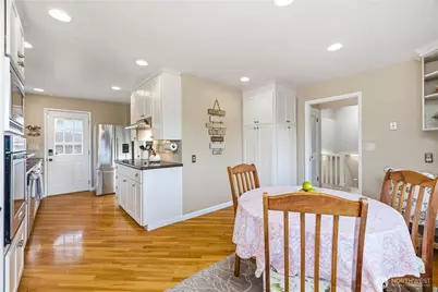 13635 SE 43rd Street, Bellevue, WA 98006 - Photo 10