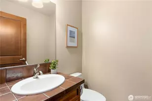 303 Bellevue Way SE, Bellevue, WA 98004 - Photo 6