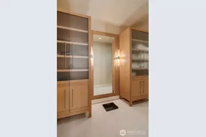 715 2nd Avenue #1501, Seattle, WA 98104 - Photo 26