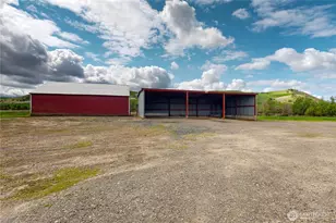 633 Lower Hogeye Rd, Waitsburg, WA 99361 - Photo 40