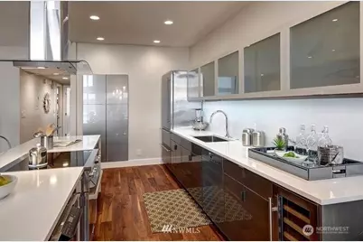 2021 1st Avenue #C10, Seattle, WA 98121 - Photo 14