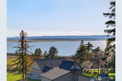 5 Bayside Terrace Drive, Mount Vernon, WA 98273 - Photo 2