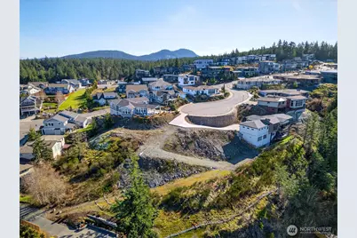 2307 Antone Way, Anacortes, WA 98221 - Photo 8