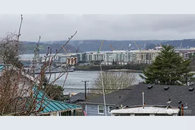 2411 E 13th Street, Bremerton, WA 98310 - Photo 30