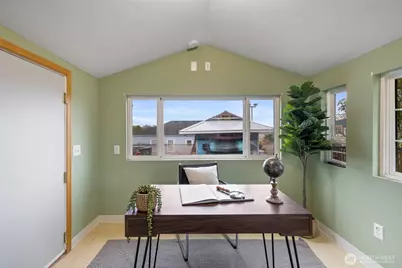 2411 E 13th Street, Bremerton, WA 98310 - Photo 24