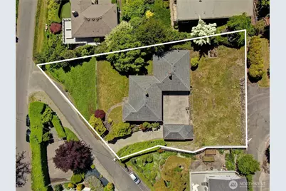 12725 42nd Avenue NE, Seattle, WA 98125 - Photo 34