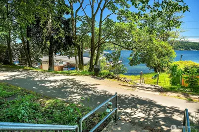 12725 42nd Avenue NE, Seattle, WA 98125 - Photo 28