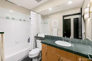 2716 Elliott Ave, Seattle, WA 98121 - Photo 12