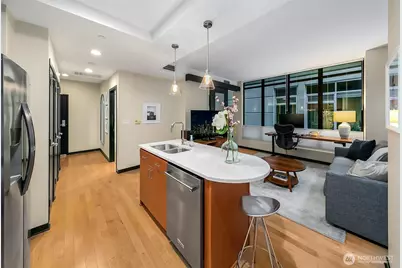 2716 Elliott Avenue #406, Seattle, WA 98121 - Photo 6