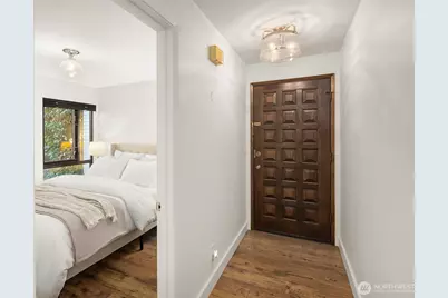 7 Highland Drive #101, Seattle, WA 98109 - Photo 6