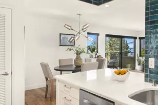7 Highland Dr, Seattle, WA 98109 - Photo 20
